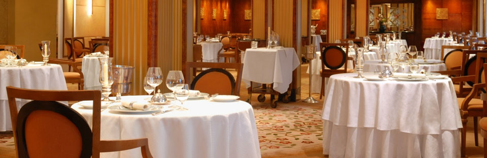 Cruise Dining